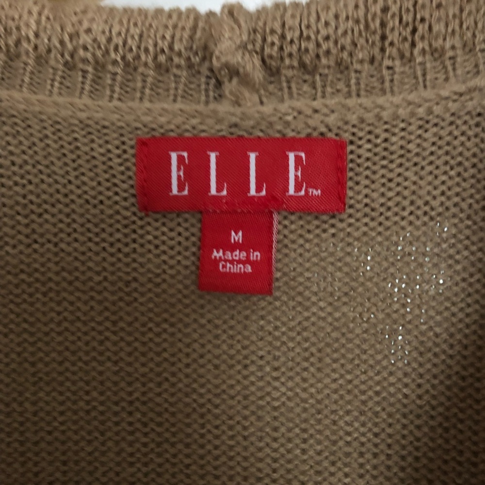 Elle Ruffled Cardigan - Picture 2 of 10